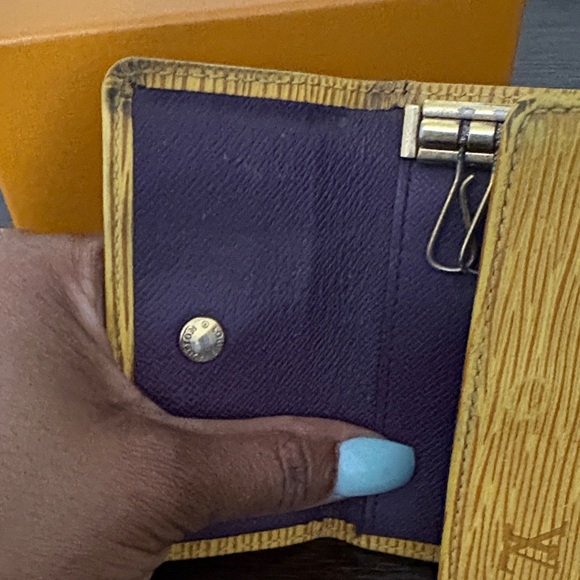 Louis Vuitton Epi Leather 6-Key Holder - Yellow with Purple Interior - Picture 5 of 8